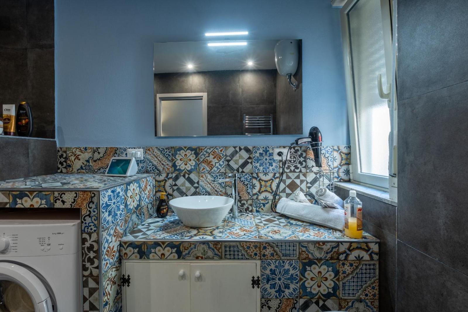San Vito 9 Apartment